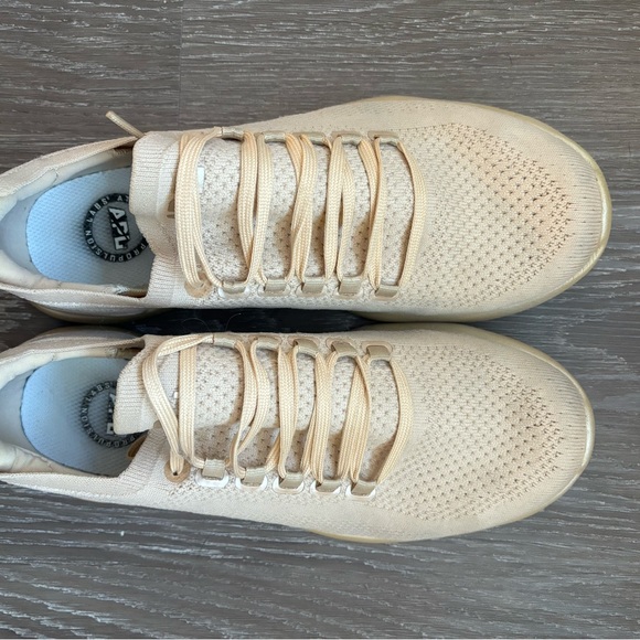 APL Techloom Breeze Sneakers in Ivory - Picture 2 of 6